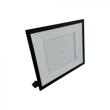 V-TAC E-Series 200W Slim LED Floodlight IP65 6500K Black with Integrated Driver - 23977