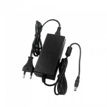 V-TAC VT-23031 Stabilized switching power supply 30W 12V 2.5A 2.1mm jack Plug&amp;play 2.4m cable - SKU 3238