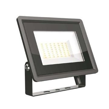 V-TAC VT-4954 LED floodlight 50W SMD 86LM/W 110° natural white 4000K slim black aluminum IP65 - SKU 6750
